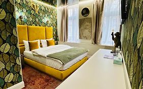 Villa & Restaurant Levoslav House